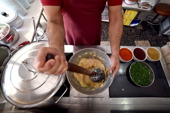 Hatay ve Tarsus mutfağından adı aynı sunumu farklı lezzet: Humus